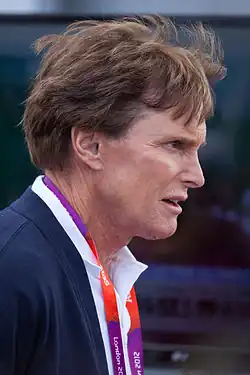 Der spätere Olympiasieger (1976) Bruce&nbsp;Jenner (hier im Jahr 2012) belegte Rang zehn – nach einer späteren Geschlechtsumwandlung bekannt als Caitlyn&nbsp;Jenner