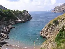 Eine Caletta am Golf von Salerno mit Blick auf Capri