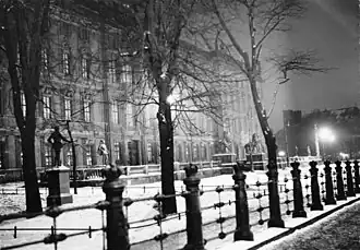 Schlosster­rasse am Lustgarten