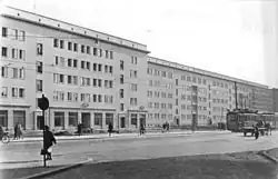 Neue Wohnbauten in der Straße der III. Weltfestspiele (1952)