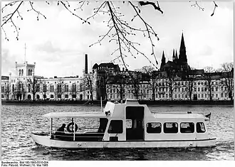 Petermännchenfähre auf dem Pfaffenteich (1985)