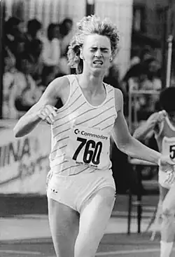 Vizeweltmeisterin Heike Drechsler, frühere Heike Daute, amtierende Welt- und Europameisterin im Weitsprung, auch über 200&nbsp;Meter amtierende Europameisterin, errang hier später noch Weitsprung-Bronze