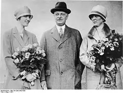 Wilhelm Cuno mit Frau und Tochter