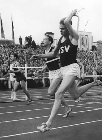 Titelverteidiger Manfred Germar (rechts) hatte nicht mehr die Topform vergangener Jahre und schied als Dritter des dritten Halbfinals&nbsp;aus