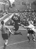 SC Dynamo Berlin – Lok Stendal 1959, Stendals Torhüter Falke in Aktion