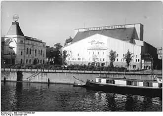 Alter Friedrichstadtpalast, 1955