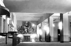 Wandgemälde von Horst Strempel im Bahnhofs­gebäude (1948 entstanden, 1951 überstrichen)