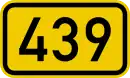 B439