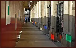 Bauwand, Palais Royal, Paris, 2009.jpg