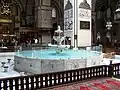 Der Şadırvan der Ulu Cami in Bursa befindet sich im Gebäude.