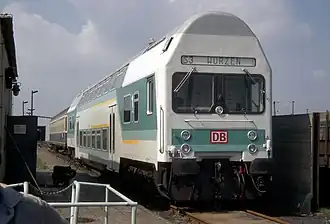 Steuer­wa­gen der ers­ten Ge­ne­ra­tion (zwei­te Mo­der­ni­sie­rungs­stu­fe mit alter Kopf­form)