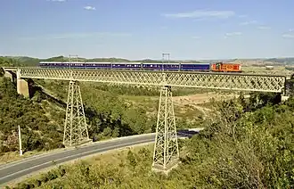 Auf der Ródão-Brücke (Linha da Beira Baixa)