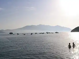 Blick vom Meer auf den Monte Capanne