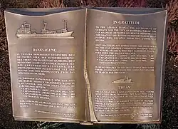 Gedenkstein in Hamburg mit Danksagung der vietnamesischen Flüchtlinge