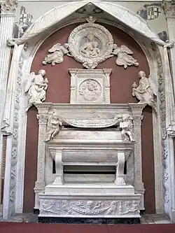 Cappella Piccolomini: Grabmal der Maria d’Aragona von Rossellino und Benedetto da Maiano