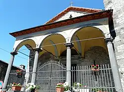 Fassade der Pieve San Pietro