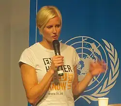 Carolina Klüft dominierte als Titelverteidigerin, Olympiasiegerin von 2004 sowie Weltmeisterin von 2003 und 2005 auch diesen Wettbewerb und wurde&nbsp;Europameisterin