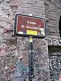 Das Straßenschild der Casa di Giulietta in Verona