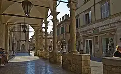 Die Loggia dei Mercanti
