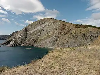 Östlicher Steilabbruch des Puig Cervera über dem Mittelmeer