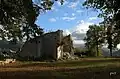 Ruinen der Kapelle St. Alban oberhalb der Schlucht von Cerdon