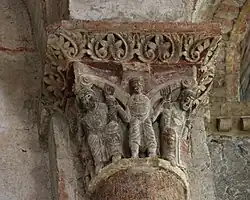 Reste mittelalterlicher Farbfassung