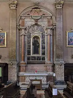 Dritter Altar