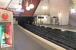 Südlicher Tunnelmund, Caisson mit Aufzügen, vor dem Einbau der Bahnsteigtüren