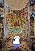 Fresko im Gewölbe des Presbyteriums (Christus in der Mandorla umgeben von Heiligen)