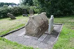 Grabschrein von Clones