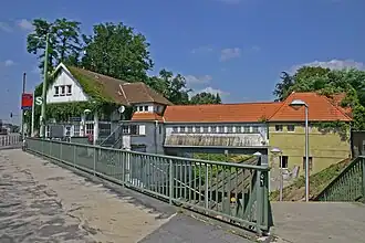 Gebäude-Ensemble des Haltepunkts Essen Süd