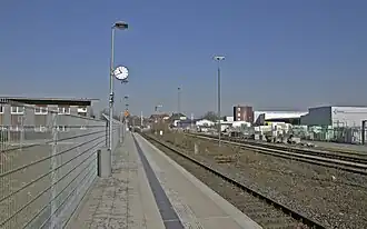Bahnsteiggleis 1 in Borken, 2015