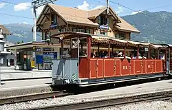 Nach historischen Grundsätzen restaurierter Sommerwagen der Schynige Platte-Bahn