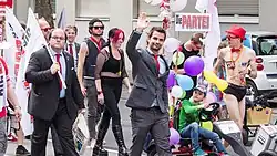 Fußgruppe der Partei „Die PARTEI“ auf der ColognePride 2016