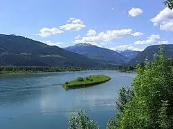 Columbia River bei Revelstoke (Kanada).