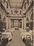 Blick in das Restaurant des Continental-Hotels, um 1900