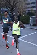 Dominic Lobalu (rechts) Rang elf in 3:52,78&nbsp;min