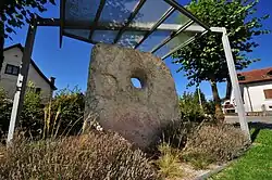 Pierre-Percée (Courgenay) mit Seelenloch