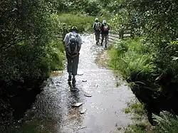 Fußgänger am White Water im Exmoor