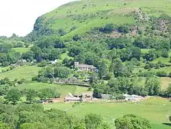 Cwmyoy, im Hintergrund der Hatteral Hill