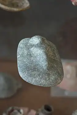 Plakette mit Relieffigur