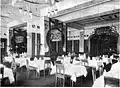 Restaurationssaal im Jugendstil nach Entwürfen von Klein & Dörschel, um 1900.