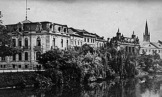 Hofgartenstraße, Haus F. Haniel (vorne links), Wohnhaus Ernst Cramer (rechts).