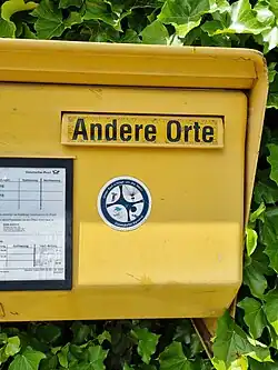 Jackwerth-Radschläger im Düsseldorfer Siegel im Stadtbild.