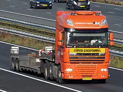 DAF XF mit Schwerlastauflieger