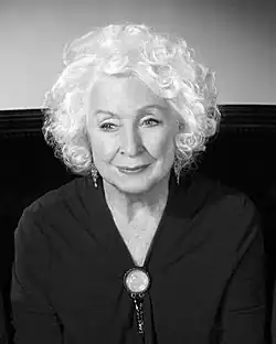 17. Oktober: Danielle Darrieux (2008) (100)