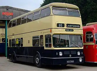 Daimler Fleetline mit Aufbau von PRV