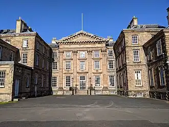 Dalkeith House, Sitz der Mortons im 17. Jh. (heutiger Barockbau nach 1700)