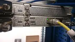 Dante-Erweiterungskarte eines LAWO-Rundfunkmischpultes