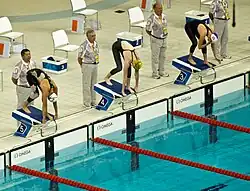 Start des zehnten Vorlaufes über 50 Meter Freistil der Frauen 2008. Auf Block 4 Cate Campbell